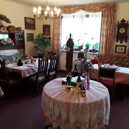 Gisela Im Fürstlichen Fischhaus *